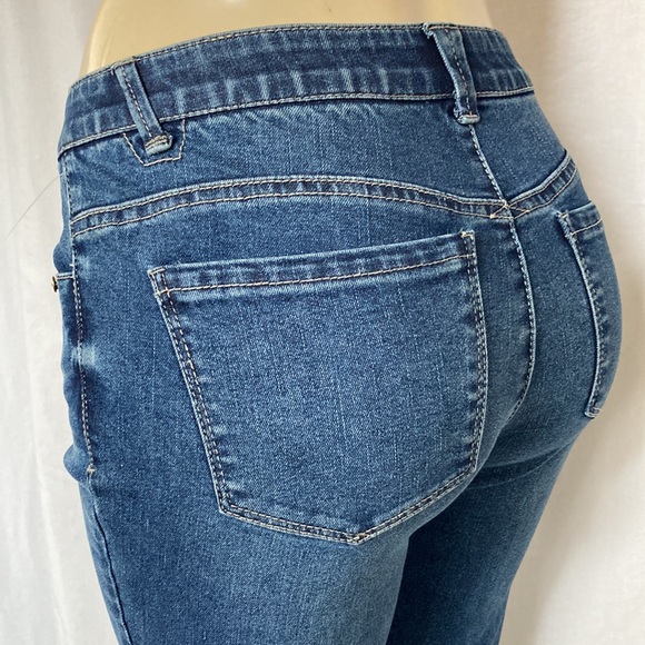 DEMOCRACY Jean Women’s Tummy Control Size 6 Chew Hem Straight Leg NWOT - Picture 9 of 9
